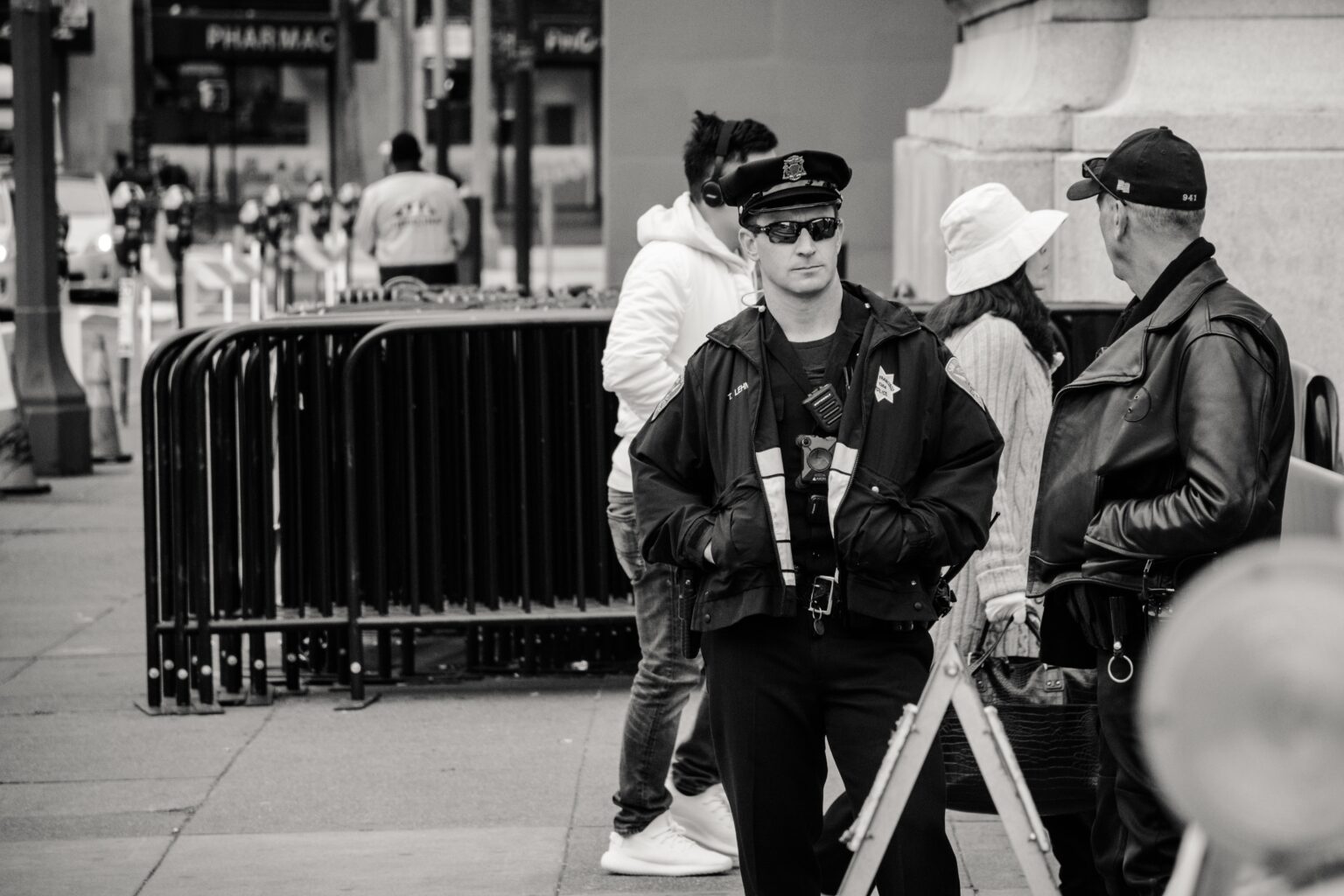 Remove Term Security Guard Edmonton In Canada Security Guard Edmonton