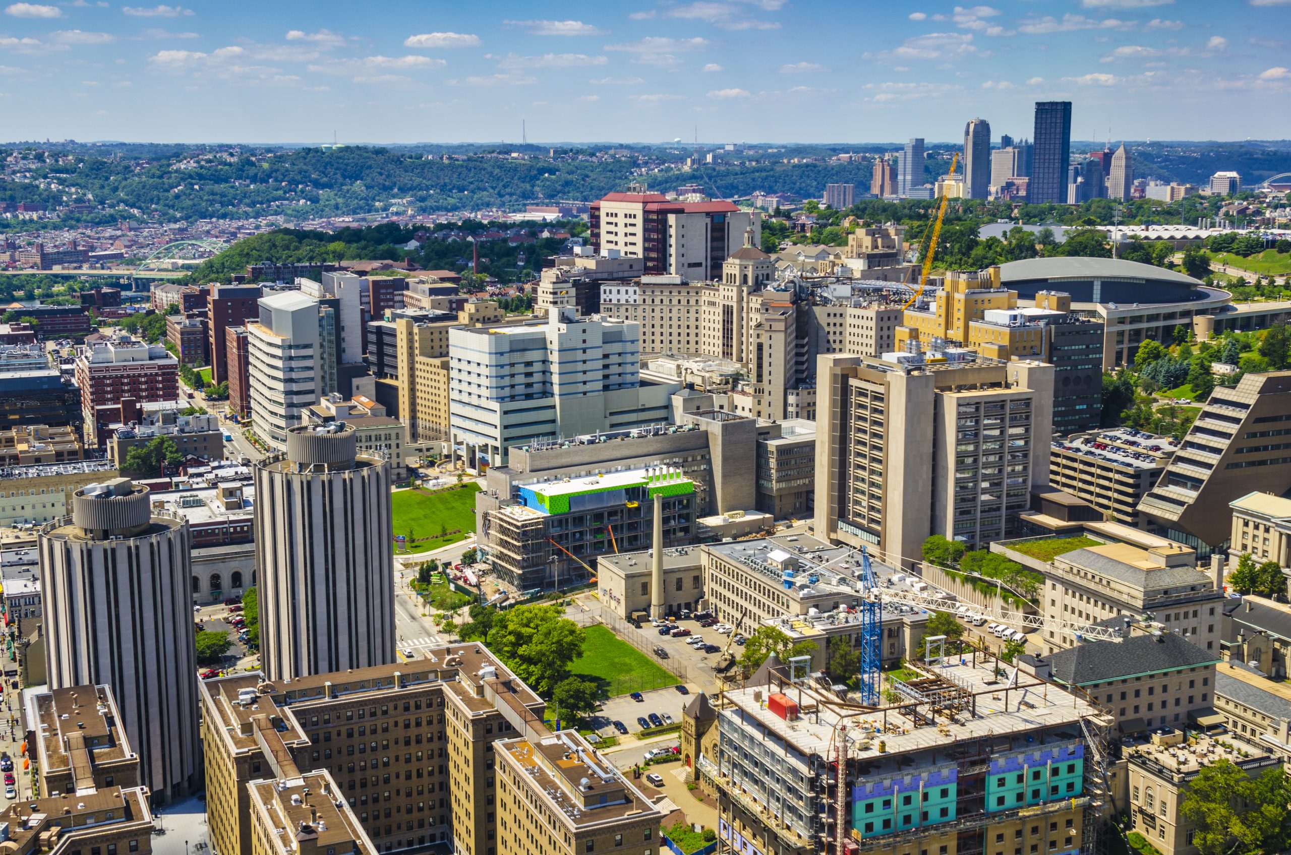 pittsburgh-pennsylvania-usa-skyline-over-the-oak-2026-04-13-23-42-40-utc